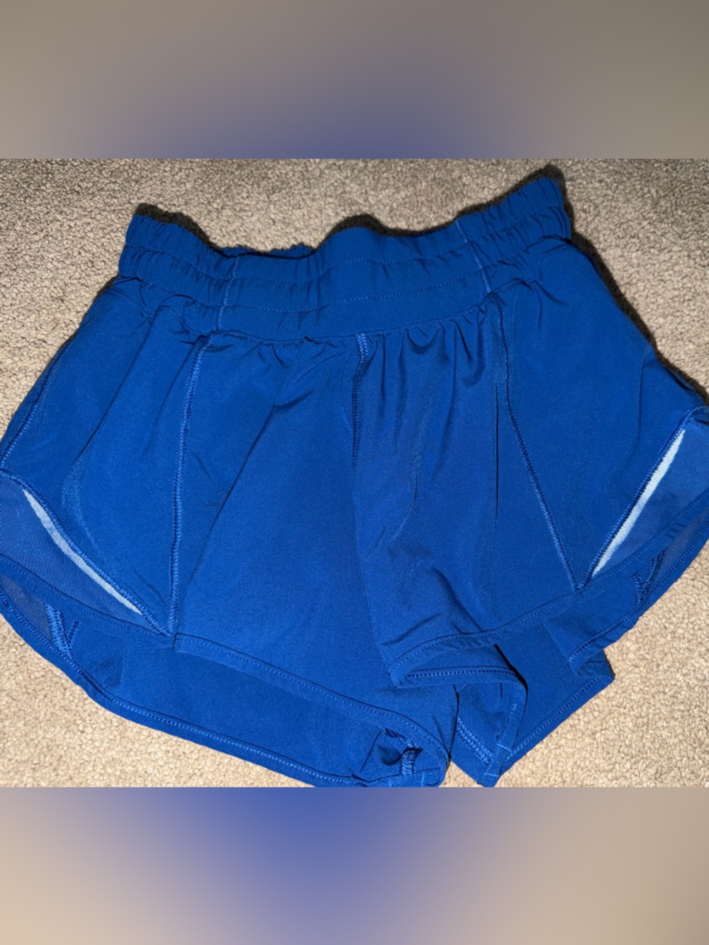 Lululemon Hotty Hot Low Rise 2.5” Lined Symphony Royal Blue Shorts Size 2